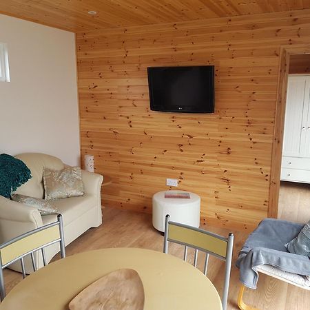 Acorn Camping And Caravan Park Llantwit Major Bagian luar foto