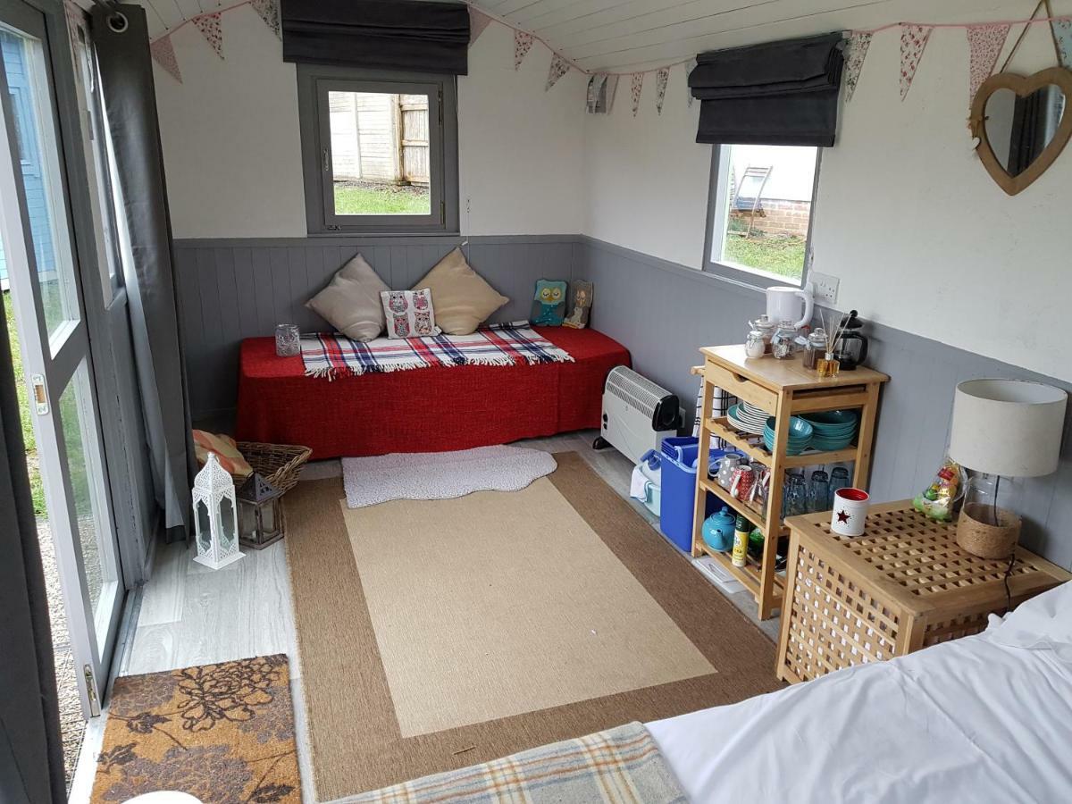 Acorn Camping And Caravan Park Llantwit Major Bagian luar foto