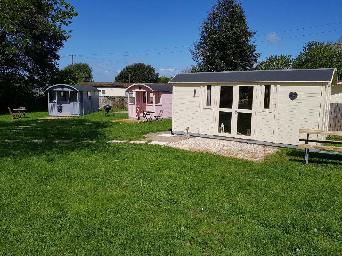Acorn Camping And Caravan Park Llantwit Major Bagian luar foto
