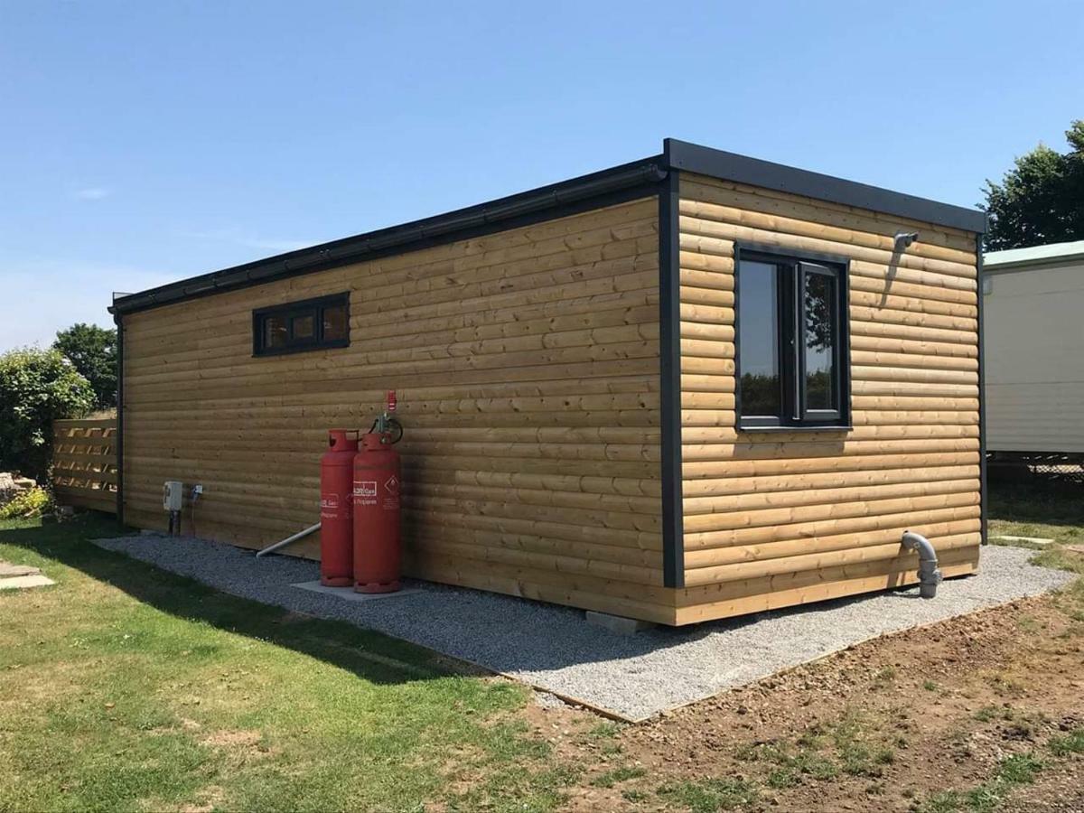 Acorn Camping And Caravan Park Llantwit Major Bagian luar foto