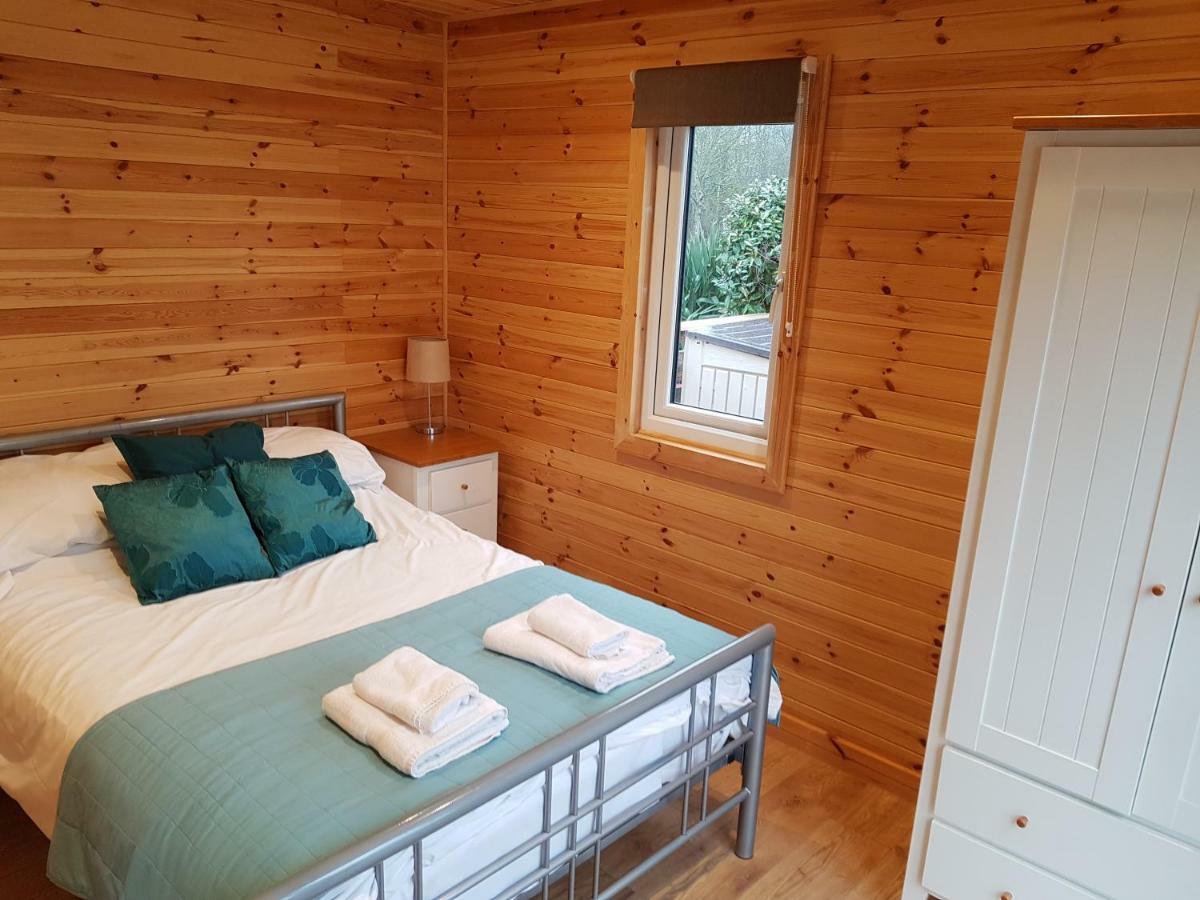 Acorn Camping And Caravan Park Llantwit Major Bagian luar foto